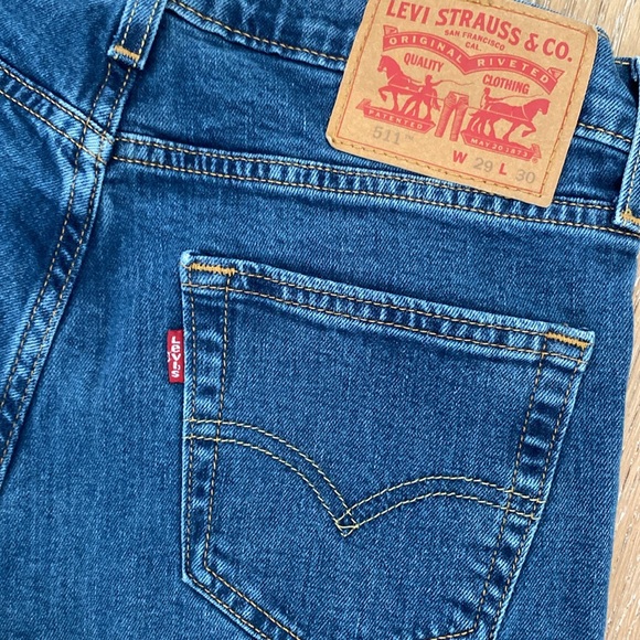 MENS LEVI’S 511 (29 x 30) med-dark wash - Picture 4 of 15